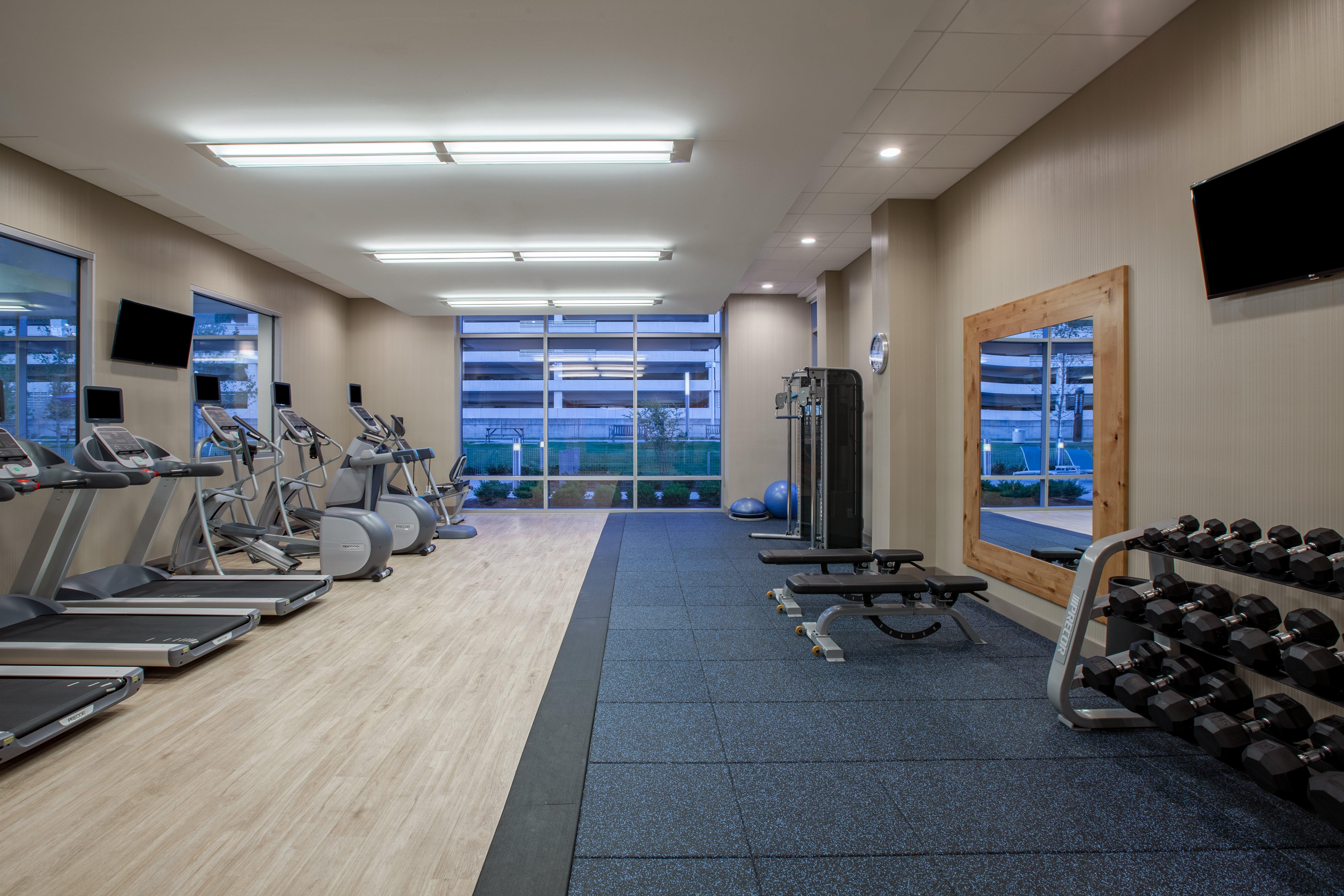 Holiday Inn Cleveland Clinic By Ihg Exterior photo