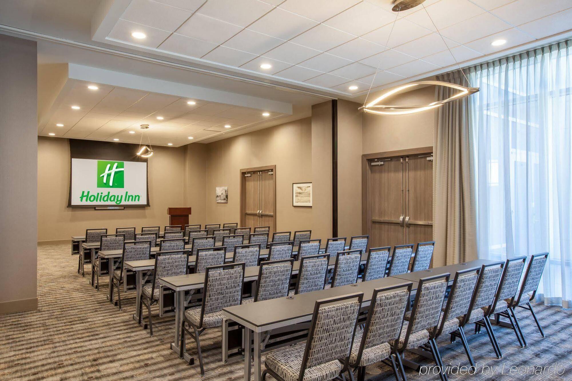 Holiday Inn Cleveland Clinic By Ihg Exterior photo